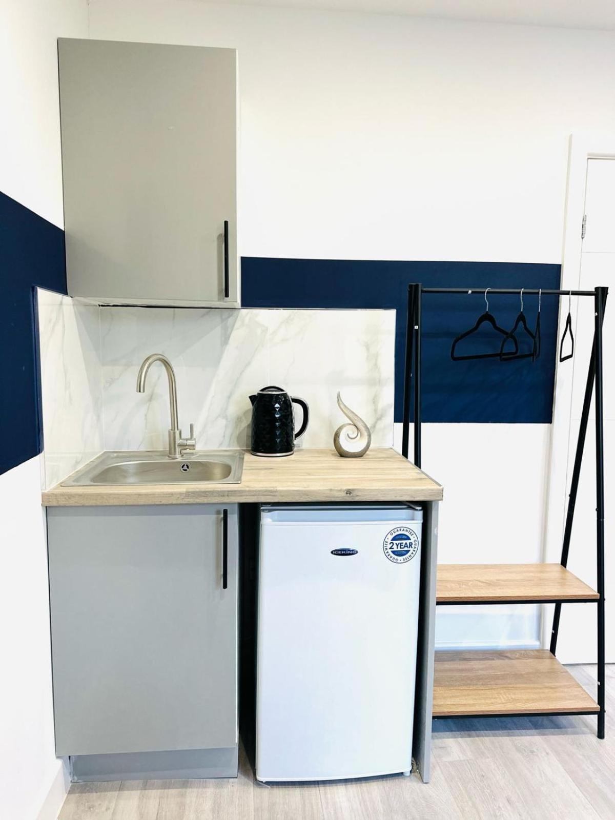 London 58 Blue House City Center Studio, Top Spot Ngoại thất bức ảnh