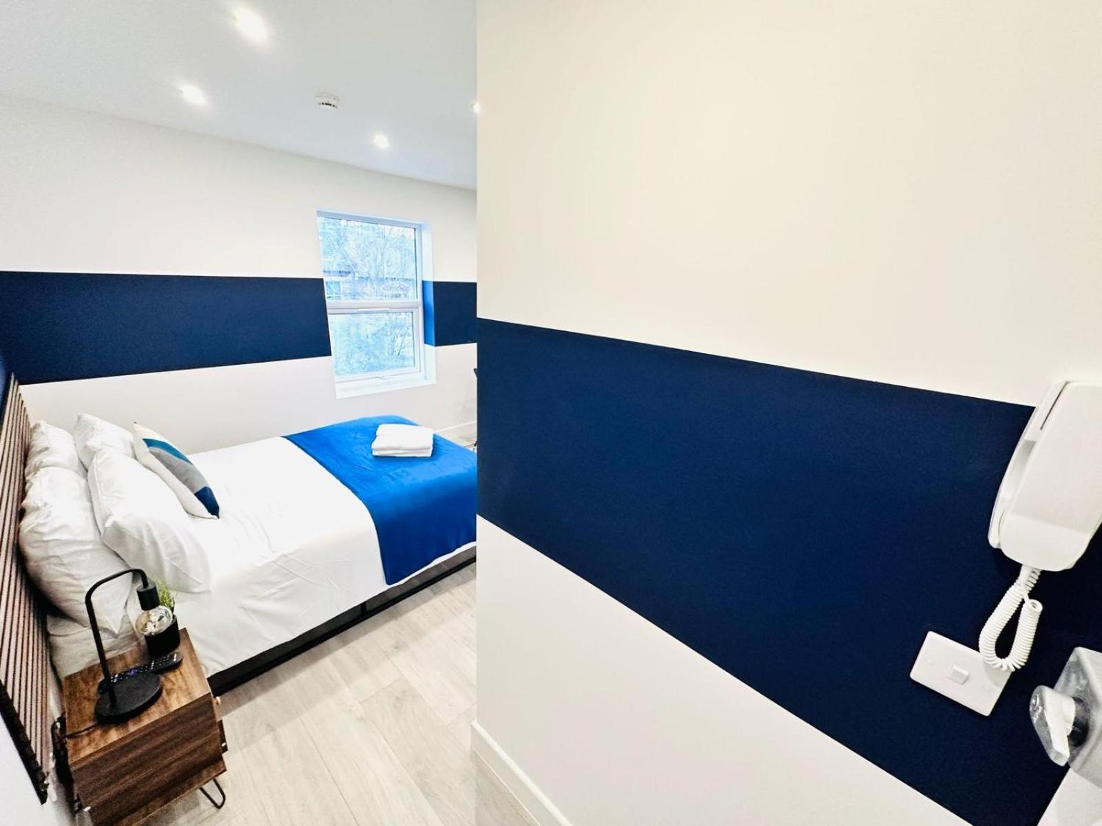 London 58 Blue House City Center Studio, Top Spot Ngoại thất bức ảnh